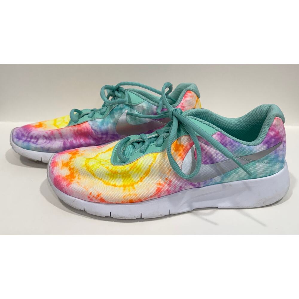 NIKE Tanjun Sneakers Tie Dye Print Tropical Twist / Metallic Silver Size 5.5 - Picture 2 of 7